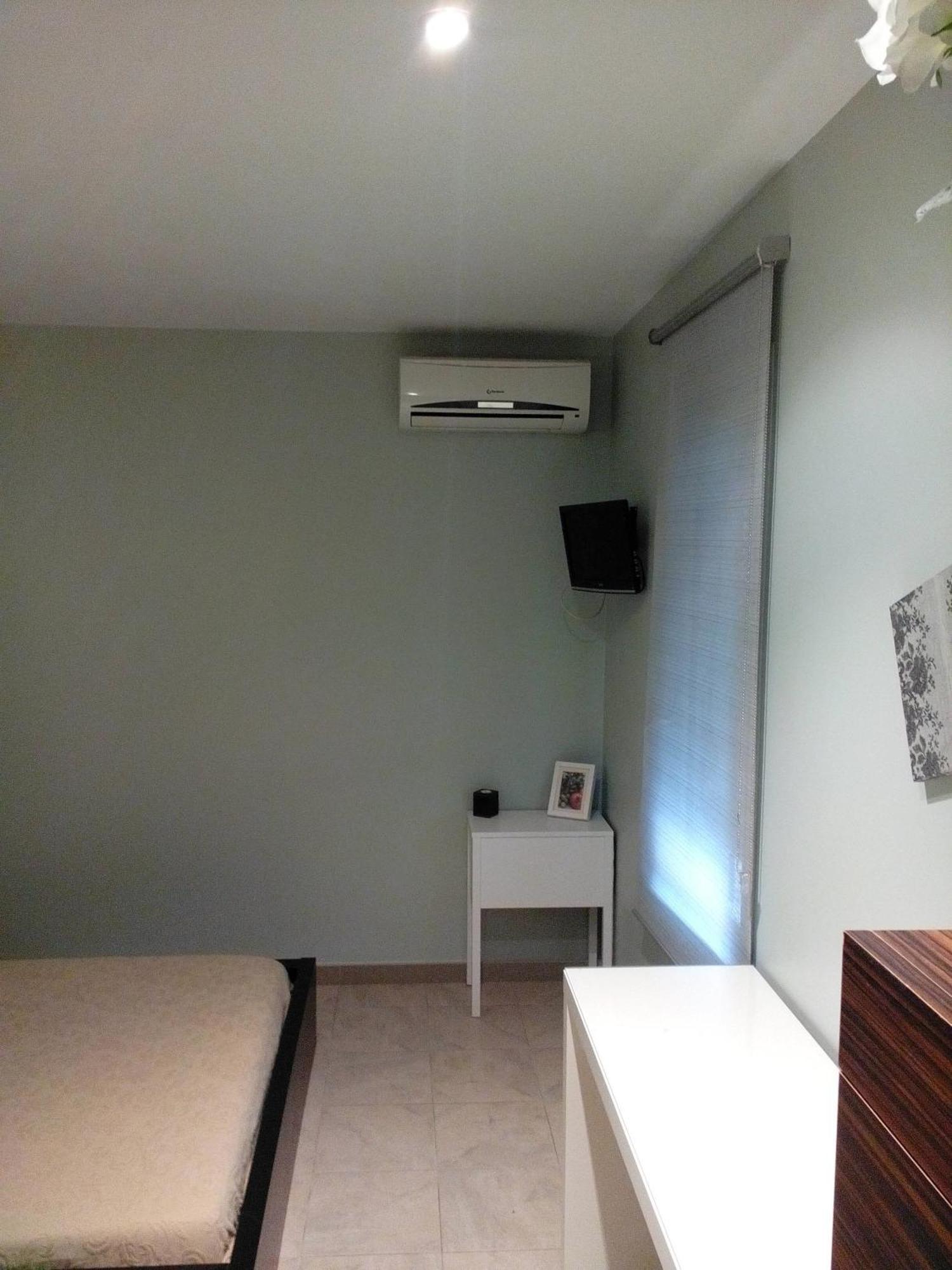 הואסקה Hostal - Restaurante Asador Esperanza מראה חיצוני תמונה